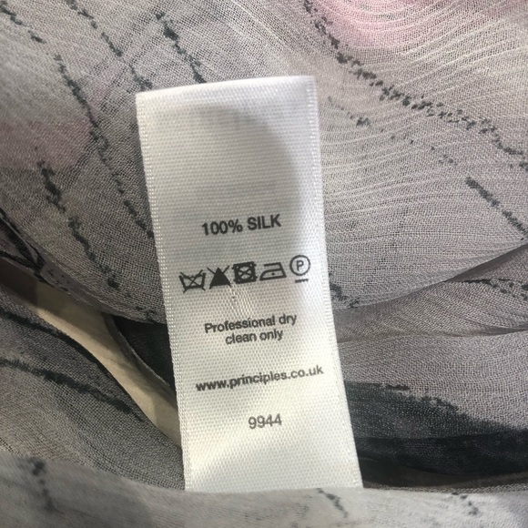 PRINCIPLES 100% Silk, gray and pink blouse - Picture 4 of 5